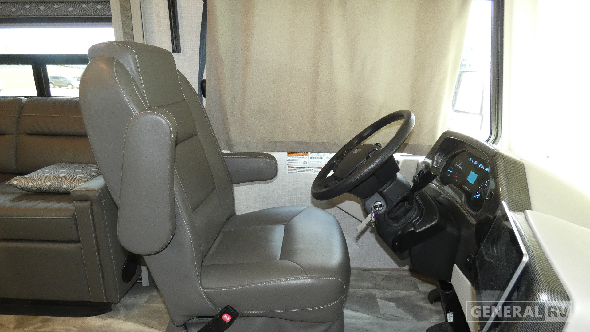 2024 Thor Motor Coach Twist 2LB for Sale