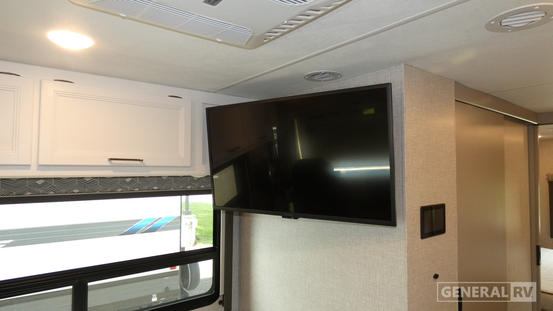 2024 Thor Motor Coach Twist 2LB for Sale