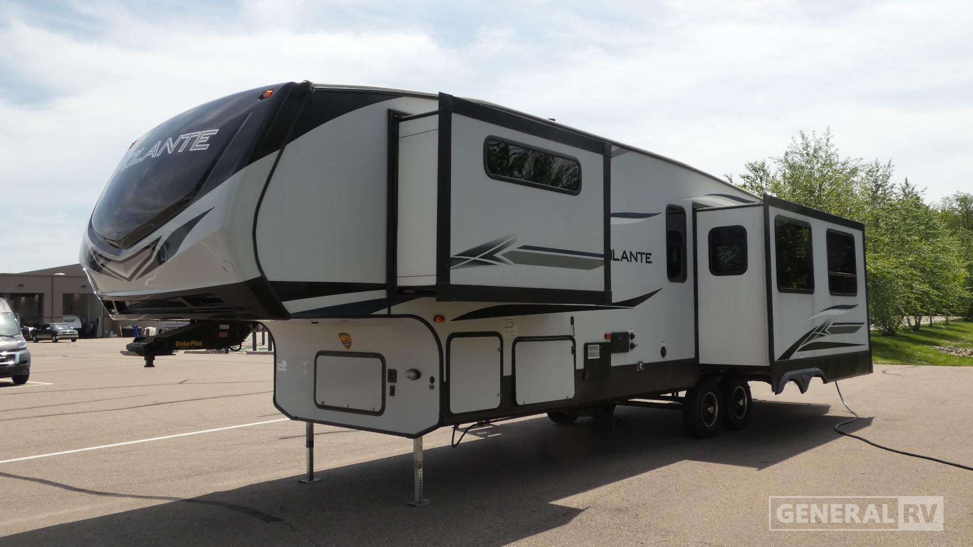 2020 CrossRoads Volante 5th Wheel VL326RK for Sale