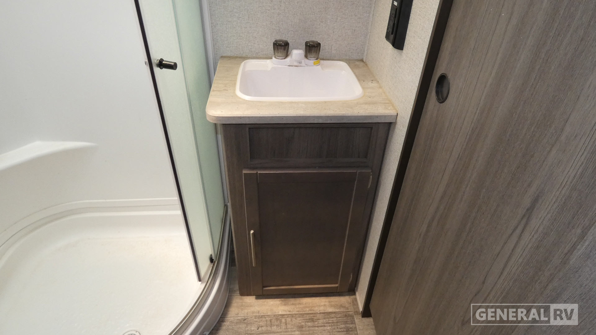 2020 CrossRoads Volante 5th Wheel VL326RK for Sale