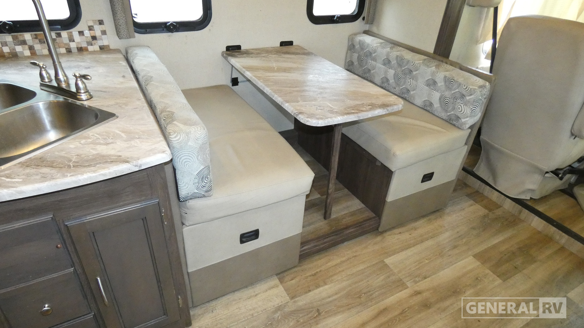 2019 Coachmen Pursuit 31BH for Sale