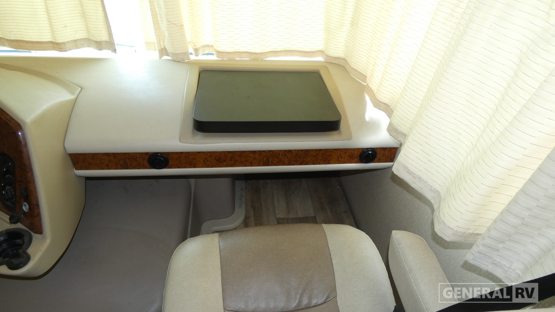 2019 Coachmen Pursuit 31BH for Sale