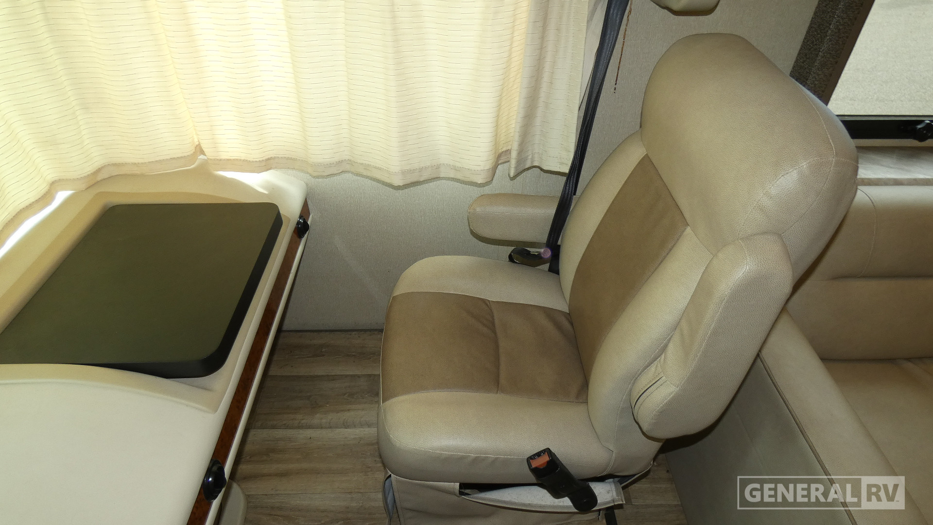 2019 Coachmen Pursuit 31BH for Sale