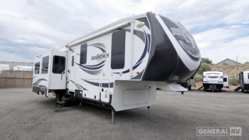 2015 Heartland Bighorn 3270RS