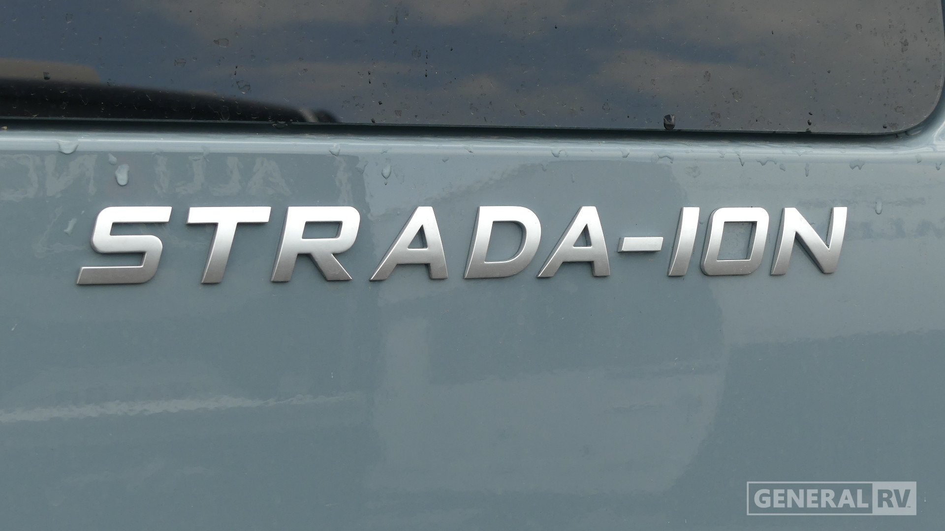 2027 Strada-ion