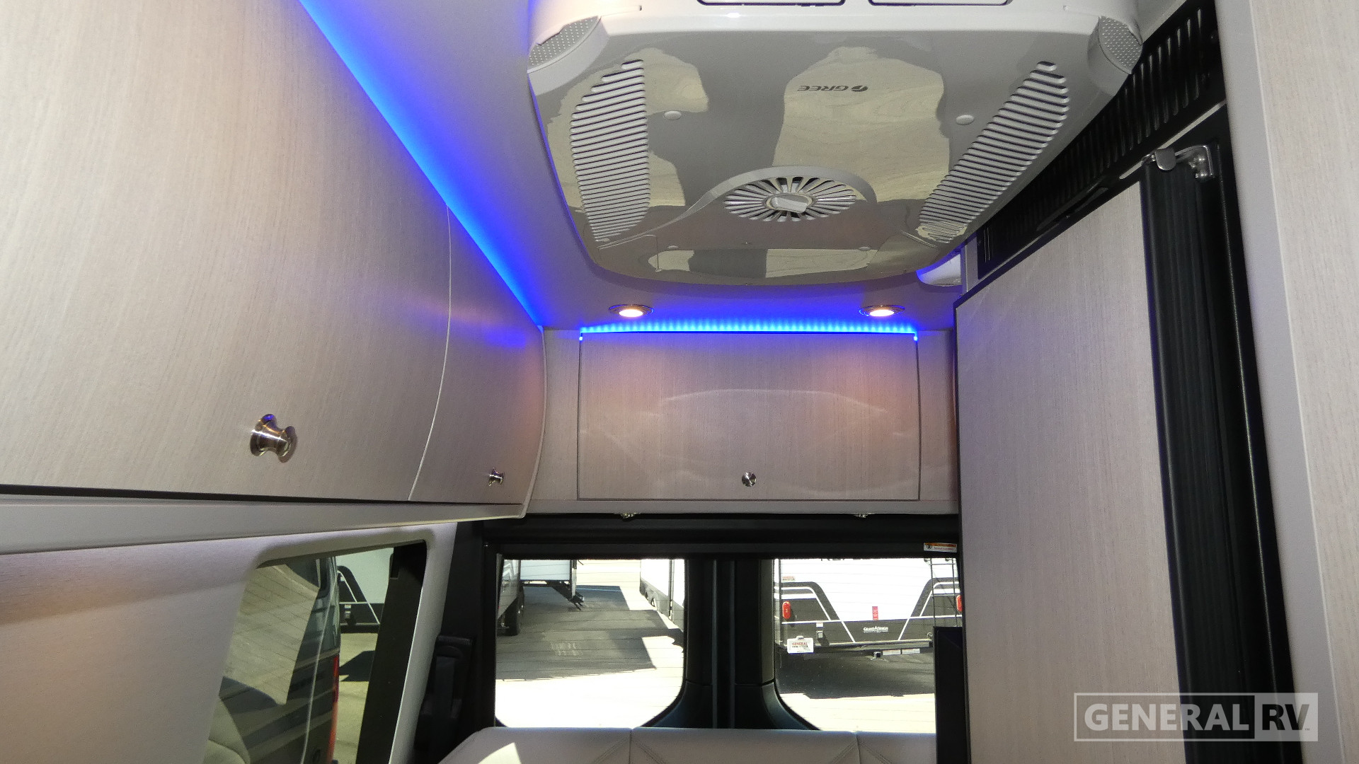2027 Turismo-ion