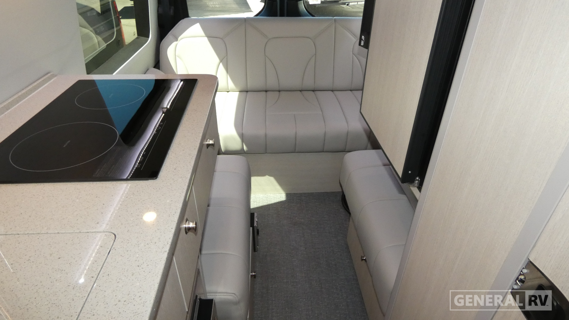 2027 Turismo-ion