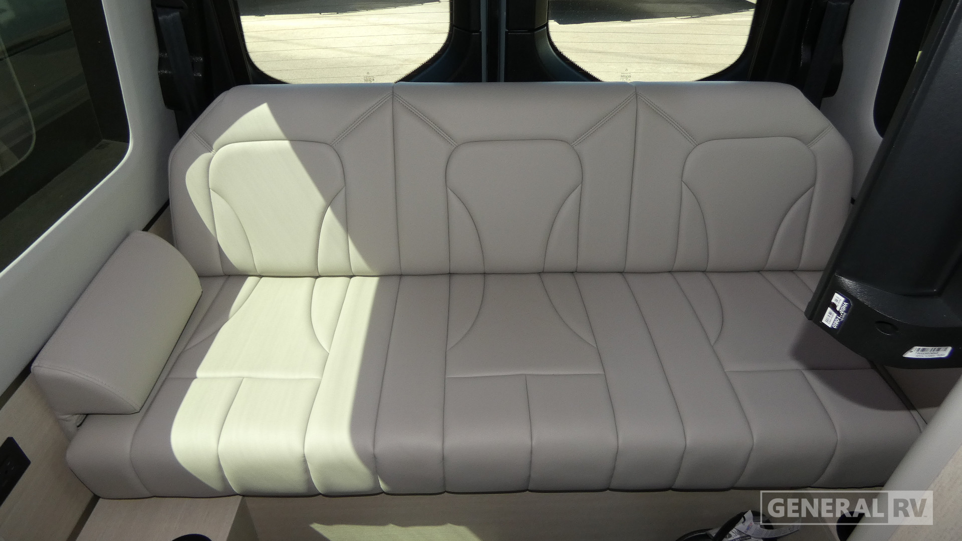 2027 Turismo-ion