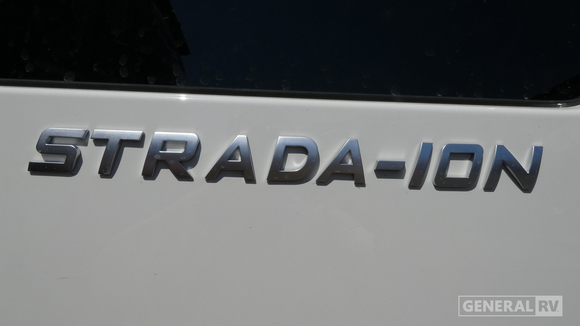 2027 Strada-ion