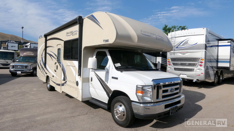 2018 THOR MOTOR COACH 29FE