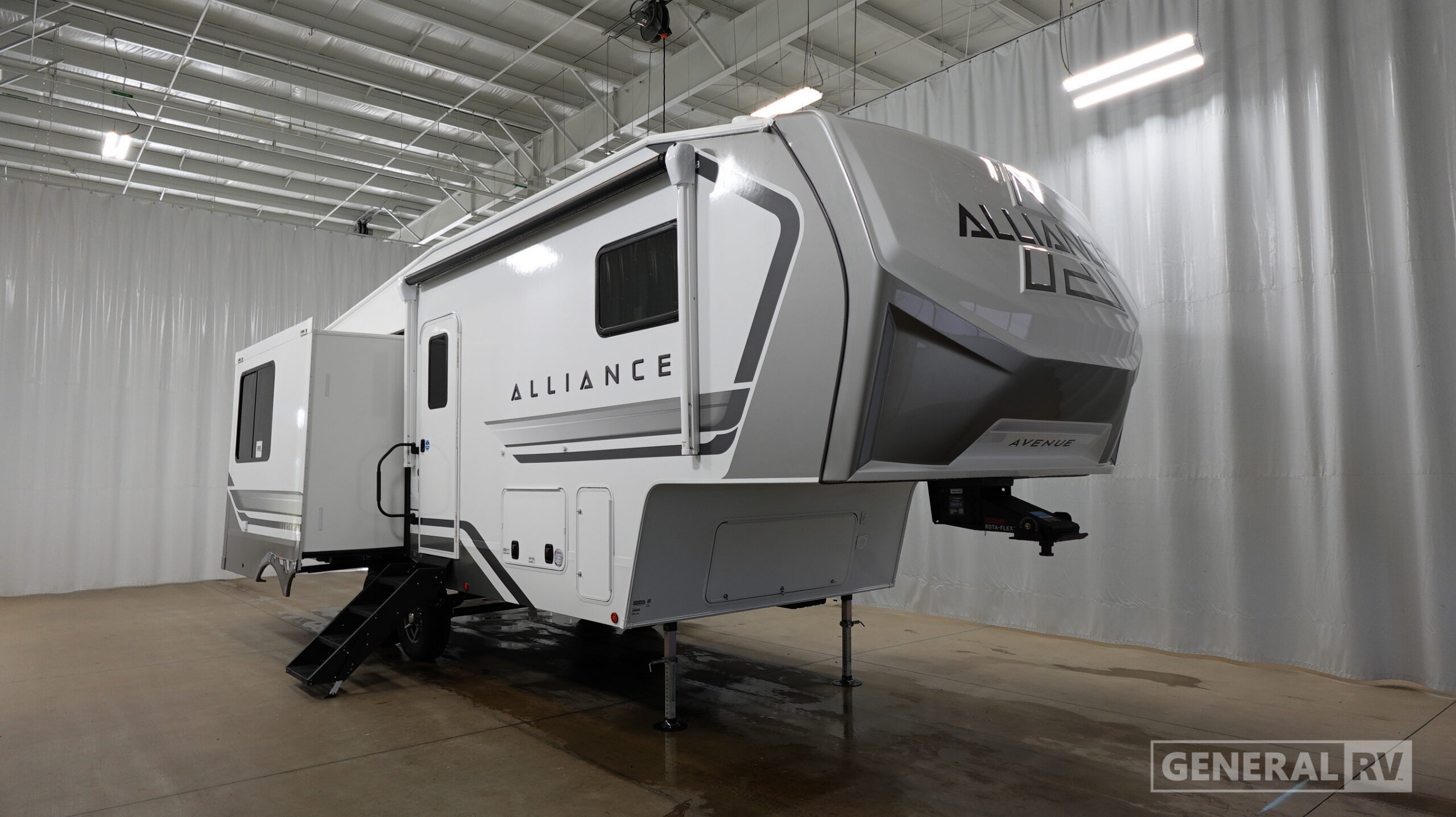 2027 Alliance RV Avenue All-Access Series 25RL for Sale in North Canton, OH