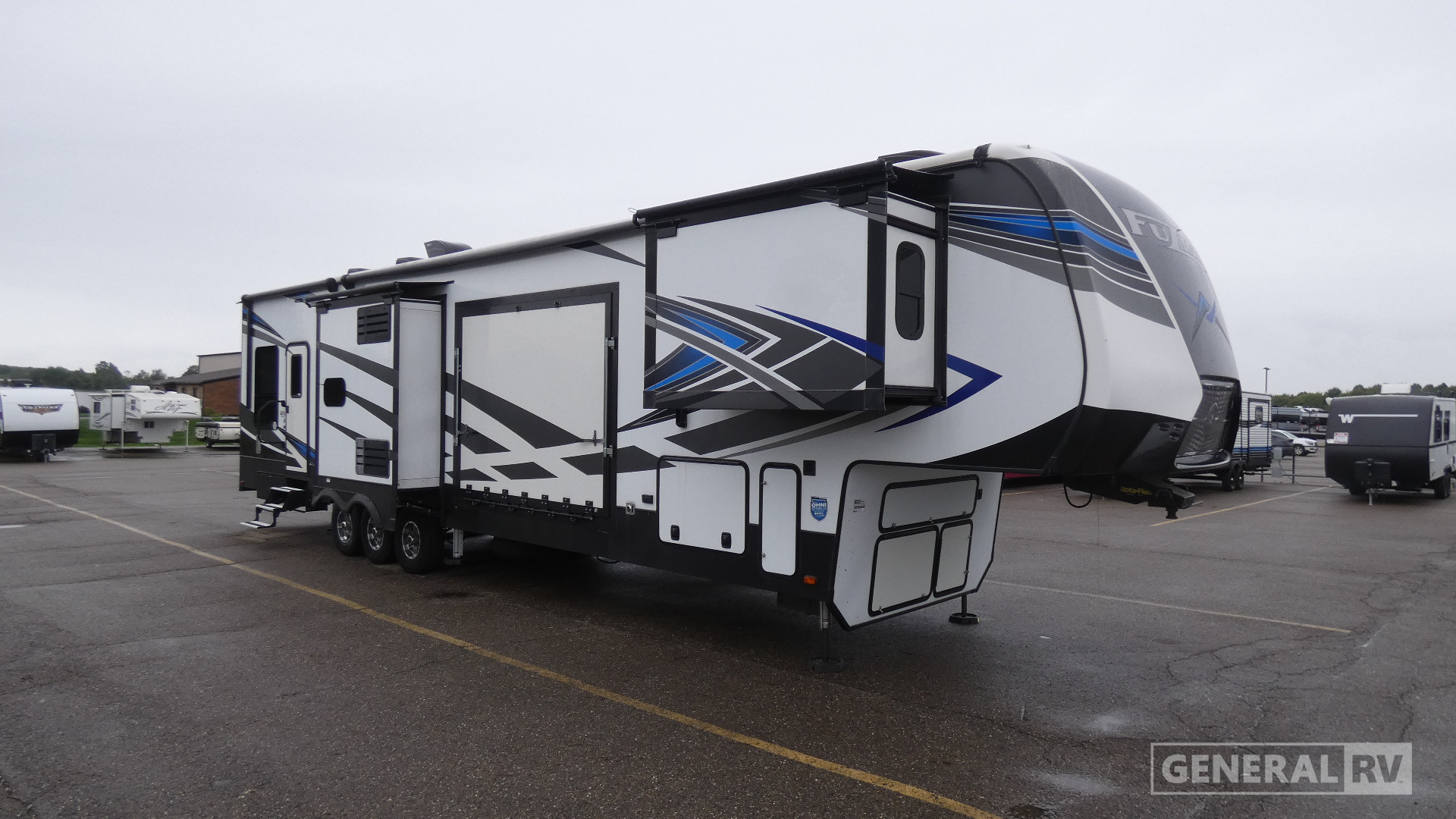2020 Keystone Fuzion 424 for Sale in North Canton, OH