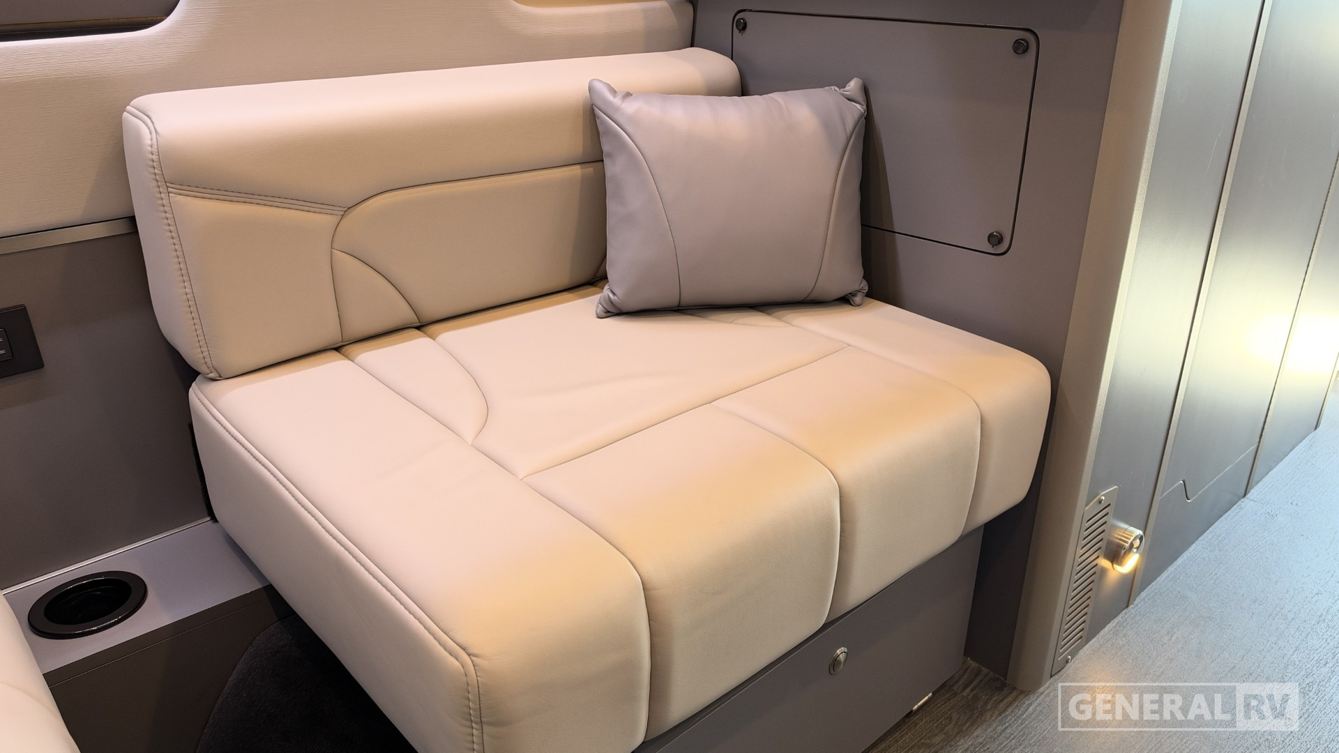 2027 Vacanza-ion-22